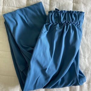Lululemon blue women’s joggers